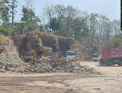Tambang Galian C Di Desa Klaling karangsubur Kecamatan Jekulo Kab. Kudus Diduga Tidak Punya Ijin, APH Setempat Tutup Mata