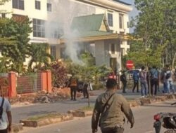 LAM Batam Kecam Penembakan Gas Air Mata-Membabi Buta Polisi, Desak Minta Maaf