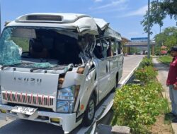 Rombongan Santri dari Jogja Alami Kecelakaan Maut di Tol Ungaran, Empat Tewas di Tempat