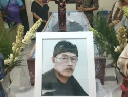 Pelukis Kondang Dan Seniman Senior Isworo Tutup Usia 77 Tahun